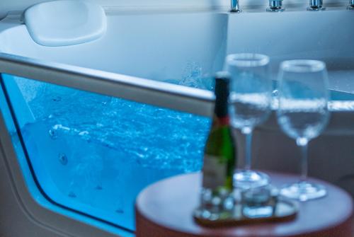 jacuzzi